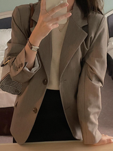画像をギャラリービューアに読み込む, 休日に図書館へ行く女の子のテーラードオーバージャケット_N2113