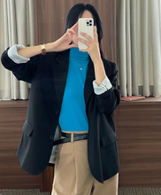 画像をギャラリービューアに読み込む, 休日に図書館へ行く女の子のテーラードオーバージャケット_N2113