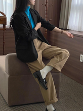 画像をギャラリービューアに読み込む, 休日に図書館へ行く女の子のテーラードオーバージャケット_N2113