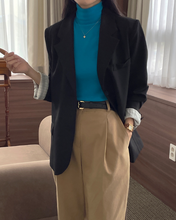 画像をギャラリービューアに読み込む, 休日に図書館へ行く女の子のテーラードオーバージャケット_N2113