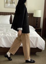 画像をギャラリービューアに読み込む, 休日に図書館へ行く女の子のテーラードオーバージャケット_N2113