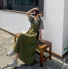 画像をギャラリービューアに読み込む, 雑貨屋さん巡りが好きな女の子のウエストギャザーVネックジャンパースカート_N3496