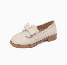 画像をギャラリービューアに読み込む, パリジェンヌのお気に入りリボンローファー_N3159