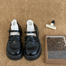 画像をギャラリービューアに読み込む, 喫茶店のマスターと仲良しなあの子のポイントリボンメリージェーンシューズ_N3228