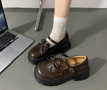 画像をギャラリービューアに読み込む, 喫茶店のマスターと仲良しなあの子のポイントリボンメリージェーンシューズ_N3228