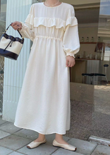 画像をギャラリービューアに読み込む, 親友の結婚式にお呼ばれした日のフリルワンピース_N3469