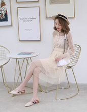 画像をギャラリービューアに読み込む, パリのカフェテラスでクロワッサンの香りに包まれた朝の厚底サンダル_K0029