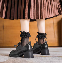 画像をギャラリービューアに読み込む, プラハの古本屋で見つけた物語のレースアップシューズ_K0039