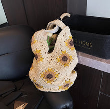 画像をギャラリービューアに読み込む, ひまわりのような編み目が揺れるマルシェのショルダーバッグ_K0040