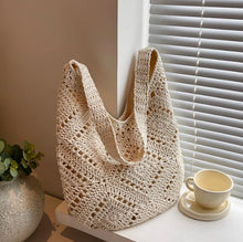 画像をギャラリービューアに読み込む, ひまわりのような編み目が揺れるマルシェのショルダーバッグ_K0040