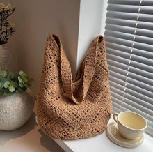 画像をギャラリービューアに読み込む, ひまわりのような編み目が揺れるマルシェのショルダーバッグ_K0040