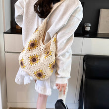 画像をギャラリービューアに読み込む, ひまわりのような編み目が揺れるマルシェのショルダーバッグ_K0040