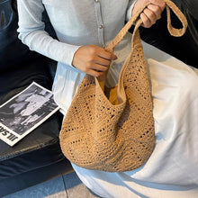 画像をギャラリービューアに読み込む, ひまわりのような編み目が揺れるマルシェのショルダーバッグ_K0040