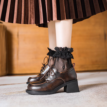 画像をギャラリービューアに読み込む, プラハの古本屋で見つけた物語のレースアップシューズ_K0039