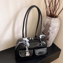 画像をギャラリービューアに読み込む, チャームが揺れるたび秘密がこぼれそうなショルダーバッグ_K0041