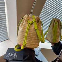 画像をギャラリービューアに読み込む, 素足でサンダルを履いた休日に似合うショルダーバッグ_K0044