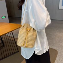 画像をギャラリービューアに読み込む, 素足でサンダルを履いた休日に似合うショルダーバッグ_K0044