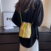 画像をギャラリービューアに読み込む, 素足でサンダルを履いた休日に似合うショルダーバッグ_K0044