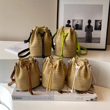 画像をギャラリービューアに読み込む, 素足でサンダルを履いた休日に似合うショルダーバッグ_K0044