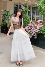 画像をギャラリービューアに読み込む, 花屋の前で買うか迷ったブーケと同じ色をした午後のプリーツスカート_K0062