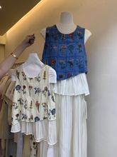 画像をギャラリービューアに読み込む, 草花の標本をそっとまとうノースリーブトップス_K0063