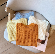 画像をギャラリービューアに読み込む, リネンのパンツと合わせて歩きたい、真夏の軽やか透かし編みトップス_K0064