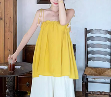 画像をギャラリービューアに読み込む, ビーチの屋台で飲むマンゴージュースみたいなキャミソール_K0093