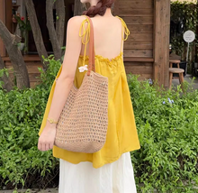 画像をギャラリービューアに読み込む, ビーチの屋台で飲むマンゴージュースみたいなキャミソール_K0093