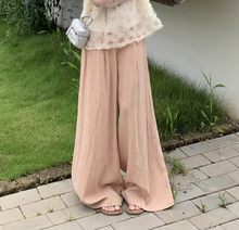 画像をギャラリービューアに読み込む, 花びらみたいなふわもこブラウスで、恋が始まる日のコーデセット_K0094