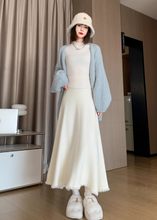 画像をギャラリービューアに読み込む, ニットの温度で優しく包まれる、アトリエ通いのスカート_K0134