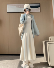 画像をギャラリービューアに読み込む, ニットの温度で優しく包まれる、アトリエ通いのスカート_K0134