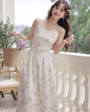 画像をギャラリービューアに読み込む, 丘の上の植物園で恋に落ちた少女のキャミワンピ_K0156