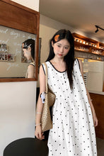 画像をギャラリービューアに読み込む, 【2点セット】ポラロイド写真に残した、水玉ワンピと小さな恋の思い出_K0111