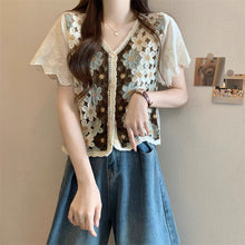画像をギャラリービューアに読み込む, 旅する少女のスケッチブックみたいな、手編み風フラワーカーディガントップス_K0069