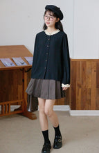 画像をギャラリービューアに読み込む, 美術館でときめきが起こるフリルバイカラーブラウス_N3408