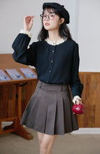 画像をギャラリービューアに読み込む, 美術館でときめきが起こるフリルバイカラーブラウス_N3408