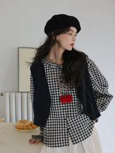 画像をギャラリービューアに読み込む, 行きつけの喫茶店で紅茶を飲む日のフリルブラウス_N3472