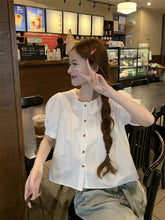 画像をギャラリービューアに読み込む, カフェの窓辺でレモンパイを食べながら恋の続きを考えていた日のブラウス_K0024