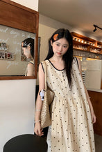 画像をギャラリービューアに読み込む, 【2点セット】ポラロイド写真に残した、水玉ワンピと小さな恋の思い出_K0111