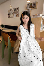 画像をギャラリービューアに読み込む, 【2点セット】ポラロイド写真に残した、水玉ワンピと小さな恋の思い出_K0111