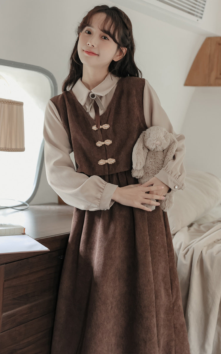 【廃盤生地】 ハンドメイド作家 mifumi リリィのワンピース 廃盤生地】 ハンドメイド作家 mifumi リリィのワンピース
