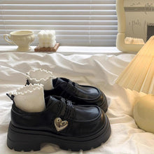 画像をギャラリービューアに読み込む, イチゴミルクが好きなあの子のメタルハート厚底ローファー_N3227