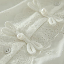 画像をギャラリービューアに読み込む, シュガーたっぷりのドーナツを買ったレース刺繍ブラウス_N2911