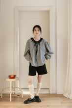 画像をギャラリービューアに読み込む, 憧れのパリジェンヌが着ていたフリルカラーチェックブラウス_N3524