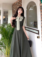 画像をギャラリービューアに読み込む, 落ち葉舞う並木道を歩くときのクラシカルガーリーワンピース_K0142