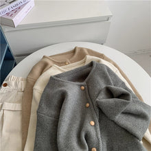 画像をギャラリービューアに読み込む, カプチーノとクロワッサンを片手に過ごすパリの朝、クラシカルカーディガン_K0186