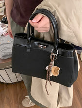 画像をギャラリービューアに読み込む, 下北沢のヴィンテージショップで見つけたバイカラートートバッグ_N3184