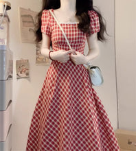 画像をギャラリービューアに読み込む, 絵本の中のヒロインに憧れて、そっと袖を通したギンガムチェックワンピ_K0081