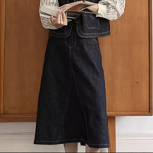 画像をギャラリービューアに読み込む, 秋のキャンパスでノートを抱えて教室へ向かうレトロスクールコーデ_K0193