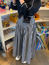 画像をギャラリービューアに読み込む, 甘辛コーデをしたい日のスカート_N1228